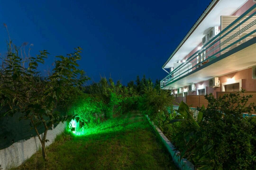 Eleni Studios & Apartments Alykes  Luaran gambar