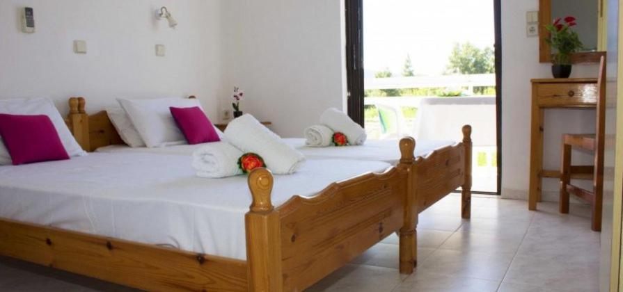Eleni Studios & Apartments Alykes  Luaran gambar